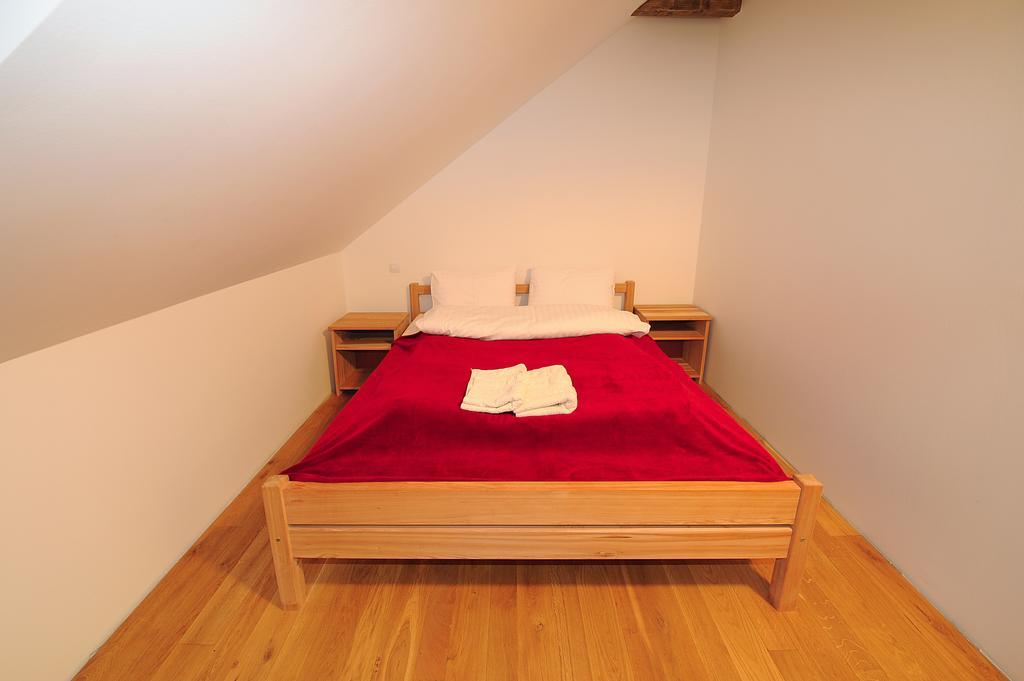 Ranc Milovice Hotell Milovice  Rum bild