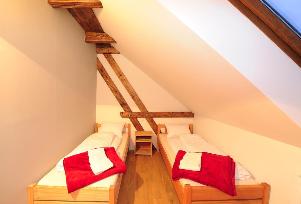 Ranc Milovice Hotell Milovice  Rum bild